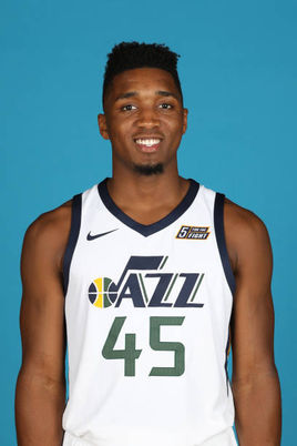 宣告着一个 宣告着一个